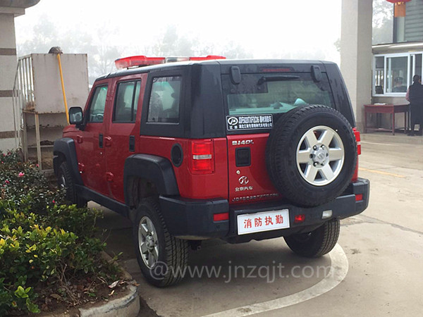 消防車廠家添置一臺(tái)消防巡指揮車 微信圖片_20180310073639.jpg