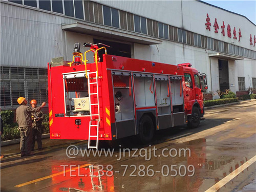 東風(fēng)天錦水罐消防車 微信圖片_20171213154522.jpg