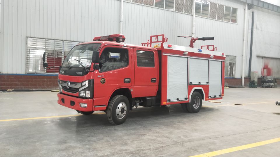 東風(fēng)凱普特泡沫消防車圖片 2F5F3D2440ECE34E5330508195DAE68A.jpg