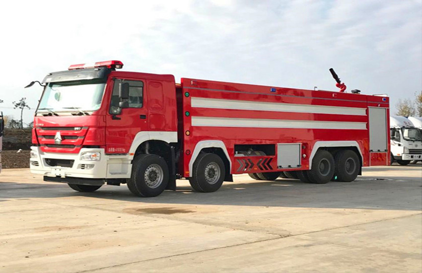 大型企業(yè)采購(gòu)消防車(chē)圖片 4478976ED59EFAA3E9AC0239D5392B8E_副本_副本.jpg
